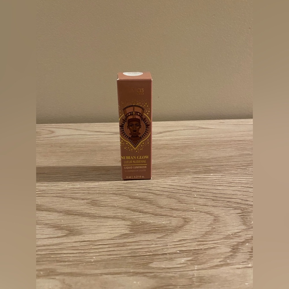 Juvia’s Place Nubian Glow Liquid Luminizer Highlight Shade Star Struck NEW/NIB